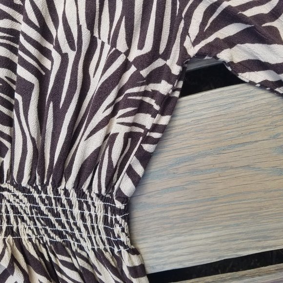 H&M Dress Neutral Brown Zebra Print Fit and Flare - Picture 6 of 15